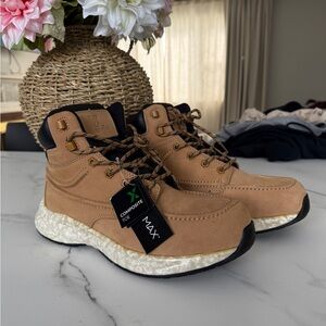 Tan Composite Toe Men's Shoes